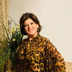 👛👗💍Meet your Posher 👢👠👓 Hannah 🇨🇦🇨🇦